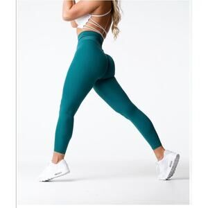 NVGTN Solid Seamless Leggings Women's XS Emerald Green